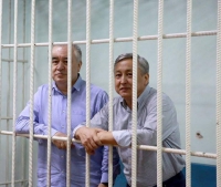 Текебаев менен Чотоновдун иши шаардык сотто 5-сентябрда каралат