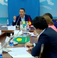 Оппозициялык "Республика-Ата Журт" фракциясы "Кумтөр" боюнча өкмөт мүчөлөрүнүн ишинде кылмыштын курамы бар же жогун карап чыгууну Башкы прокуратурага сунуштады