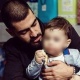 Орусиялык рэпер МiyaGi'нин бир жарым жаштагы уулу көп кабаттуу үйдүн терезесинен кулап каза болду