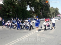 Ош шаарында быйыл 8 айдын ичинде өспүрүмдөрдүн катышуусунда 74 жол кырсыгы катталган