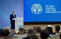 Атамбаев: "Чала молдолор көбөйүп, аларды ээрчигендер андан бетер көбөйдү"