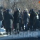 Чүйдүн Беловодск айылында шектүү кылмышкерлер тарабынан өлтүрүлгөн келин жана анын апасынын сөөгү жерге берилди
