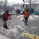 "ЭЛДИК КАБАРга" жооп: "Бишкектин көчөлөрүндөгү тоңгон музду тазалоо үчүн 660 жумушчу иштеп жатат" дейт "Тазалык" ишканасы