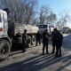 Ала-Буканын тургуну шамалдан жабыркагандарга берилген шифер 10 сомго кымбат сатылганына нааразы. Айыл өкмөттөр шиферге бирдиктүү баа койгон эмес
