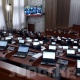 Калкты таза суу менен камсыз кылуу маселесин 30га жакын депутат талкуулап жатат