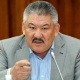 Саясатчы Азимбек Бекназаров: "Президент өзүнүн аткарган иштери боюнча жыл сайын отчёт берип турса, эч убакта ажыдаарга айлана албайт"