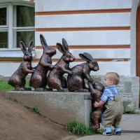 Астротөлгө: 9-октябрь күнү төрөлгөндөр коомдогу көйгөйлөргө кайдыгер карабайбы?