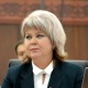 Депутат Ирина Карамушкина: "Социалдык өнүктүрүү министрлигинде тартип орнотуш керек болсо, Лунара Мамытованы министр кылуу керек"