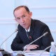 Абдывахап Нурбаев: "Облустарды, министрликтерди жойсо дагы мугалимдердин айлыгын көтөрүү керек"