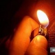Кайыңды шаарында жарандык никедеги күйөөсүнө бензин чачып, өрттөп салган аял 8 жылга соттолду