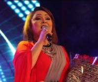 Айчүрөк Иманалиева концертинде үй-бүлөсүн эл алдына алып чыкты (фото)