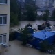 Тынбай жааган жамгырдан кийин Сочи шаарын суу каптады