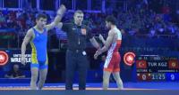 Жоламан Шаршенбеков күрөш боюнча Дүйнө чемпиондугунун финалына чыкты