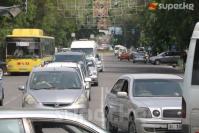 Салык кызматы бир ай ичинде унаа салыгын төлөбөгөн 1 миңден ашык айдоочуга айып салды