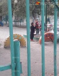 Бишкекте 4 жаштагы баланын атасы "уулум бала бакчада тарбиячысы тарабынан сабалды" деп милицияга кайрылды