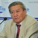 Коомдук ишмер Жыпар Жекшеев: "Курултайдын парламенттин функциясын алуусуна каршымын"