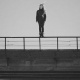 Бишкекте өз өмүрүн кыюу үчүн Чоң Чүй каналына боюн таштаган кызды милиция кызматкерлери сактап калды