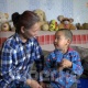 Эки буту баспаган майып эне: "Уулум чоңойсо дарыгер болуп мени айыктырам дейт"