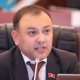Депутат Тиллаев: "Иштеп жаткан пенсионер же пенсия, же айлык алышы керек"