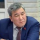 Депутат Момбеков Транспорт министрлиги Жантөрө Сатыбалдиевдин схемасы менен иштей турганын айтты