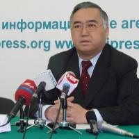 Экономикалык саясат боюнча эксперт Базарбай Мамбетов: "Президент бир жыл ичинде "Кумтөр" маселесин чечүүгө батына алган жок"