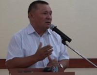 Коомдук ишмер Кеңешбек Дүйшөбаев: "Жээнбеков &ldquo;мародёр&rdquo;, &ldquo;сасыткы&rdquo; деп эч кимди маскаралаган жок"