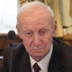 Бишкек шаардык кеңешинин депутаты Лев Васильев: "Эгер өлкөдө электр энергиясынын көлөмү жетиштүү болсо, анда электромобилге өтсө болот"