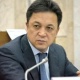 Депутат өкмөт мүчөлөрүнө: "Бир сүйлөмдү өзгөртүп алып келе бербей, элге пайдасы бар мыйзам долбоорун алып келбейсиңерби"