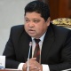 Депутат биринчи вице-премьерге: "Өкмөт башчы отставкага кетсе, долбоор иштей береби же аны менен чогуу отставкага кетип калабы?"