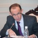 Депутат аймактардагы мектептерде билим берүү деңгээли кандай болуп жатканына кызыкты