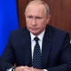 Путин мунайды ташуу боюнча Кыргыз-Орус өкмөт аралык келишимдин мыйзамына кол койду
