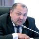Депутат миграция кызматынын төрагасына: "Мадина" базарына барып көрсөңүз, Үрүмчүдө жүргөндөй болосуз"