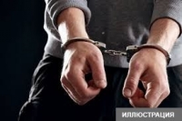 УКМК мыйзамсыз түрдө 2 миллион сомду ыйгарып алган деп Жогорку Кеңештин кызматкерин кармады