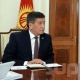 Сооронбай Жээнбеков Казак элчисин дипломатиялык миссиясынын аяктаганына байланыштуу кабыл алды