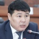 Депутат Икрамов интернеттеги пикирлер үчүн айып пулдун көлөмүн 50 миң сомдон жогорулатууну сунуштады