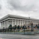 Жогорку Кеңештин депутаттарынын көбү камакка алынган бөлүм башчы боюнча комментарий берүүдөн баш тартты