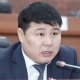 Депутат Икрамов Жалал-Абад шаарындагы кинотеатрдын тегереги базар болуп кеткенин айтты