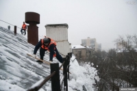Орусияда Кыргыз жараны көп кабаттуу үйдүн чатырынан кулап каза болду