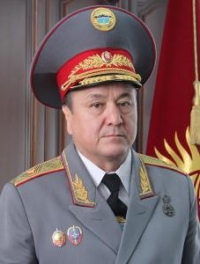ЖЫЛНААМА, 19-ФЕВРАЛЬ: Мурдагы ички иштер министри Мелис Турганбаев 56 жашка чыкты