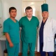 Таласта дарыгерлер Бишкектен хирург барганга чейин бычактан жаракат алган адамдын кан тамырын колдору менен 7 саат кармап туруп, өмүрүн сактап калышты