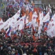 Орусияда үч жыл мурун киши колдуу болгон оппозициячыл Борис Немцовду эскерүү жүрүшү өттү