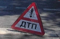 Чүйдө трактор менен жеңил унаа сүзүшүп 1 адам каза болду