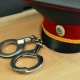 Таласта 2 милиция кызматкери камакка алынды