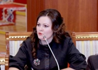 Депутат "Мискенбаев "Мегакомдо" кеңешчи болуп канча маяна алат?" деп кызыкты