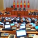 Депутат Бишкек шаарында жылуу суу берүүдө көйгөйлөр пайда болгонуна нааразы болду