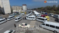 Мэрия: "Маршруттук унаалардын айдоочуларынын талаптары аткарылбагандыгына карабай, алар жумушка чыкмай болушту"