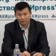 Укук коргоочу: "Муфтияттагылар ажыга барган ар бир адамдан 200 доллардан пайда көрүшөт"