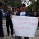 Тогуз-Торо районунун 100дөн ашык тургуну Ак Үйдүн алдына митингге чыкты