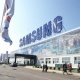 "Samsung" компаниясы кызматкерлерине кокустан 105 миллиард долларлык акциясын которуп алган