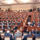 Жогорку Кеңештин комитети мектепке окуучуларга смартфон алып келүүгө тыюу салган токтом долбоорун карайт